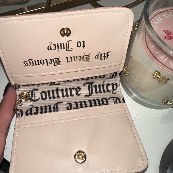 Juicy Couture Tan and Pink Heart Wallet - Picture 3 of 3